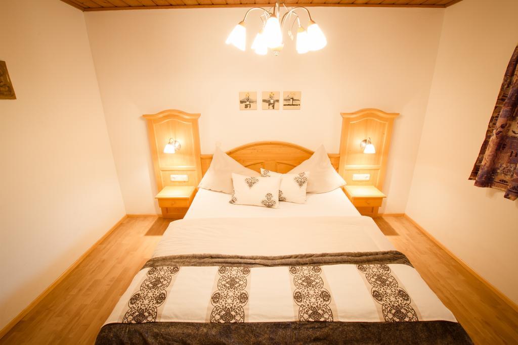 Bodenhof Ferienwohnungen ฟีบาบรุนน์ ภายนอก รูปภาพ